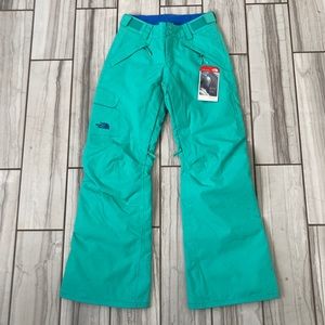 NWT The North Face insulated ski/snowboard pants.